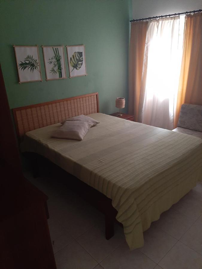 Mix 2 Vandrerhjem Mindelo Rom bilde